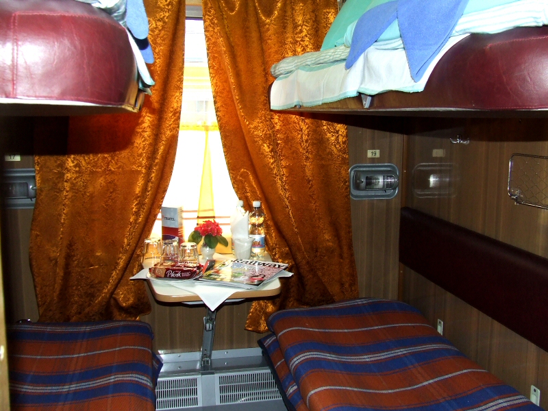 Russian trains: trains between Russia and Latvia - Moscow - Riga train - Latvian Express