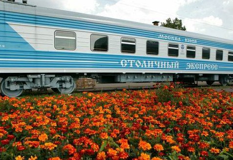 Russian trains: trains between Russia and Ukraine - Moscow - Kiev overnight train Capitals' Express (Stolichny Express)